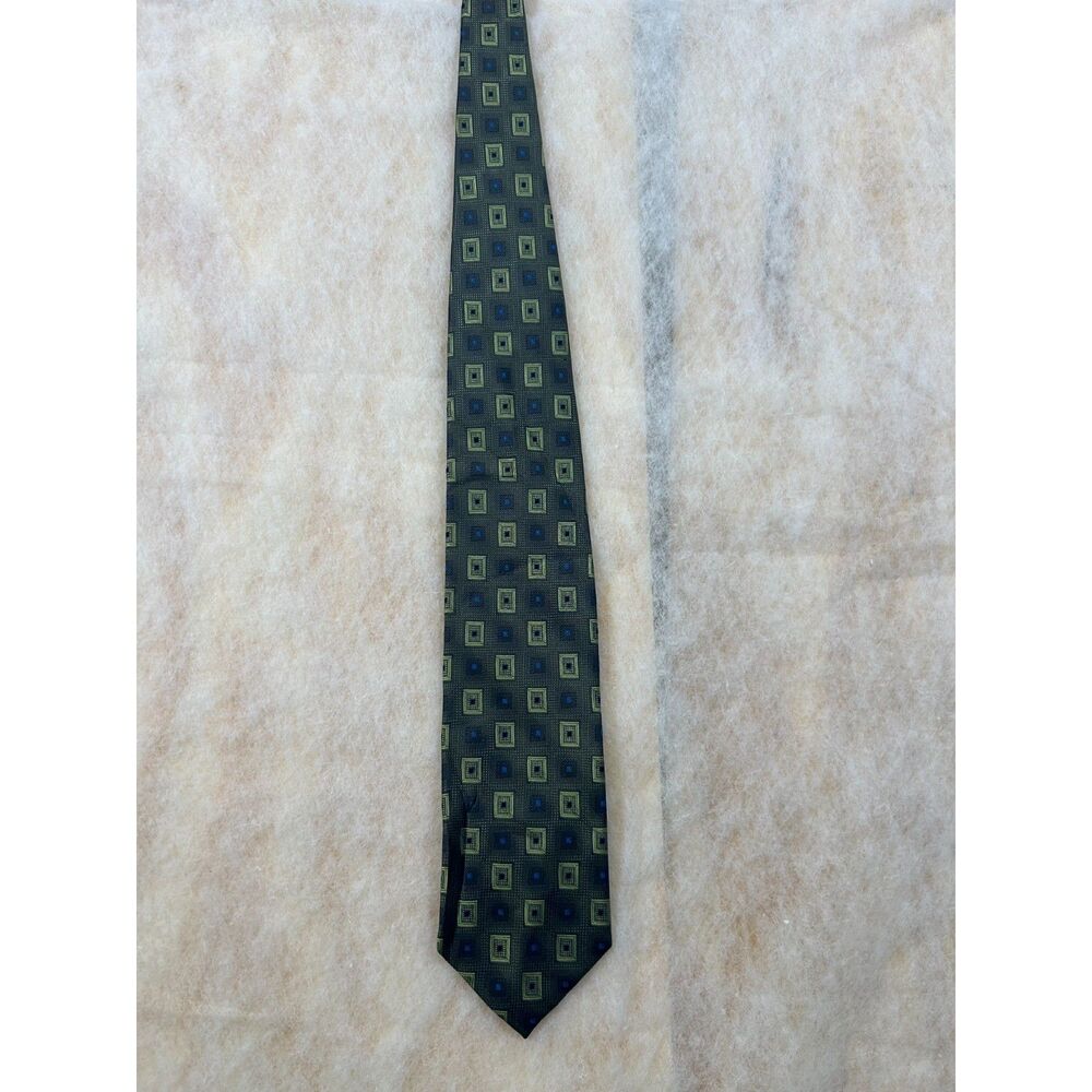 Vintage Screenplay by Martin Wong silk tie